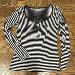 Madewell striped v-neck long-sleeve shirt, sz small